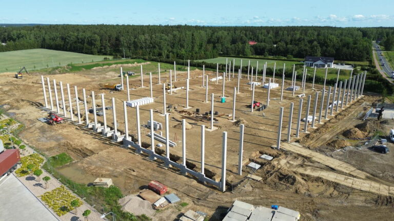 1.0. ZDJĘCIE GŁÓWNE Easy Resize.com